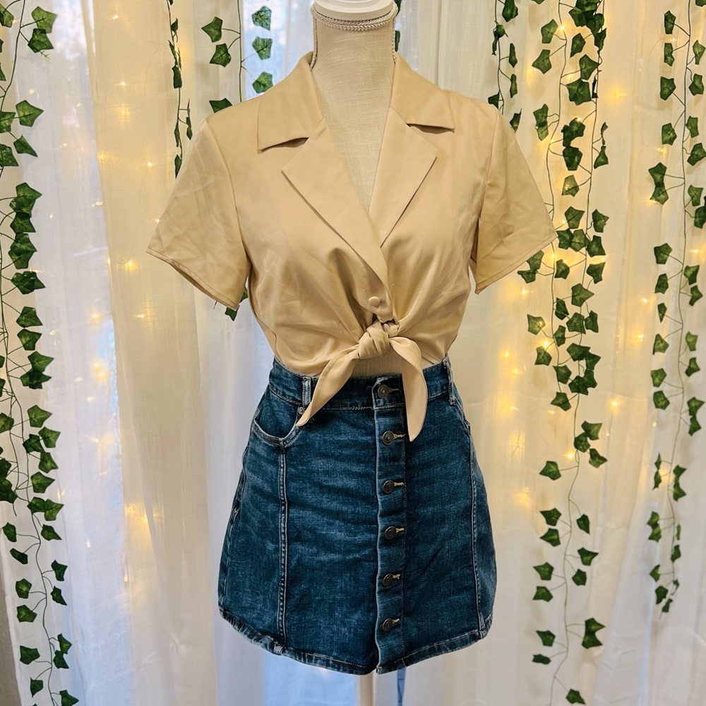 💖SOLD💖 Lovers + Friends Crop Top